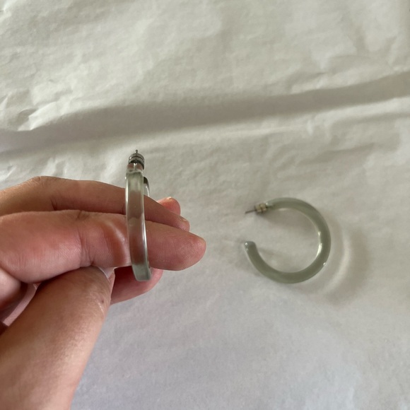 Machete Earrings - Picture 3 of 4